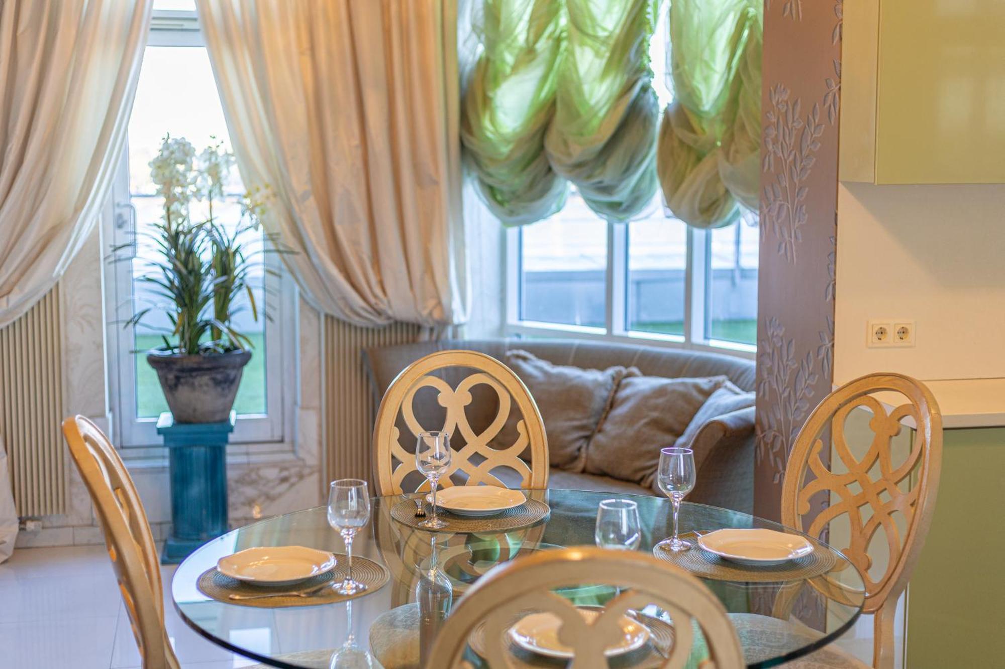 Royal Suites Whith Free Parking Ρίγα Εξωτερικό φωτογραφία